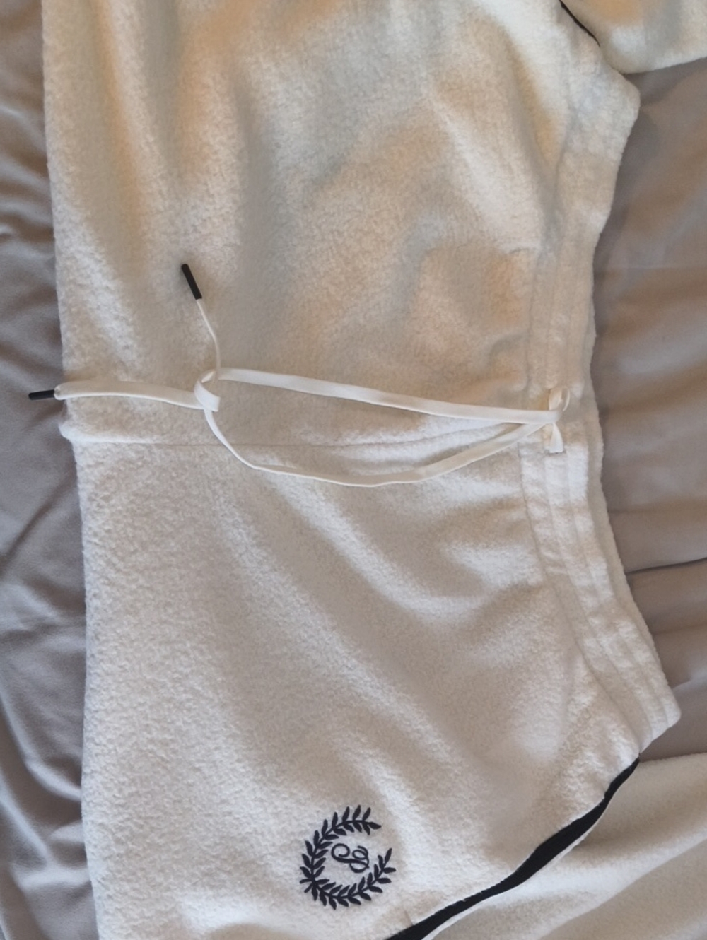 PINK Victoria's Secret White Fleece Lounge Shorts with Laurel Emblem